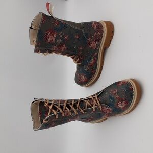 Goby Anthropologie Floral biker boots women 40 vegan leather boho Y2K fairy